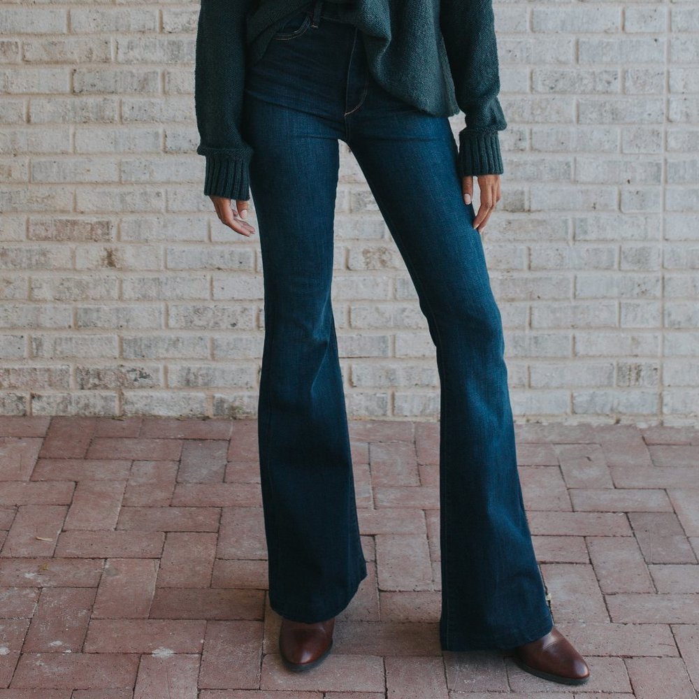 DL 1961 Rachel High-Rise Flair Jeans size 27, 36” inseam